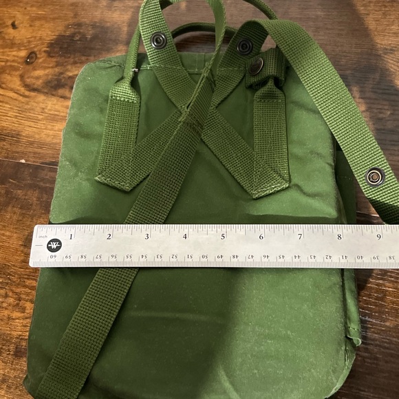 Fjallraven Kånken Forest Green Backpack - Picture 8 of 8